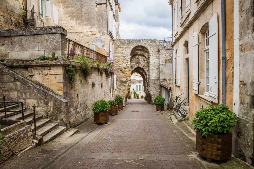 Bourg Superbe Appart Avec Vue Magnifique Εξωτερικό φωτογραφία